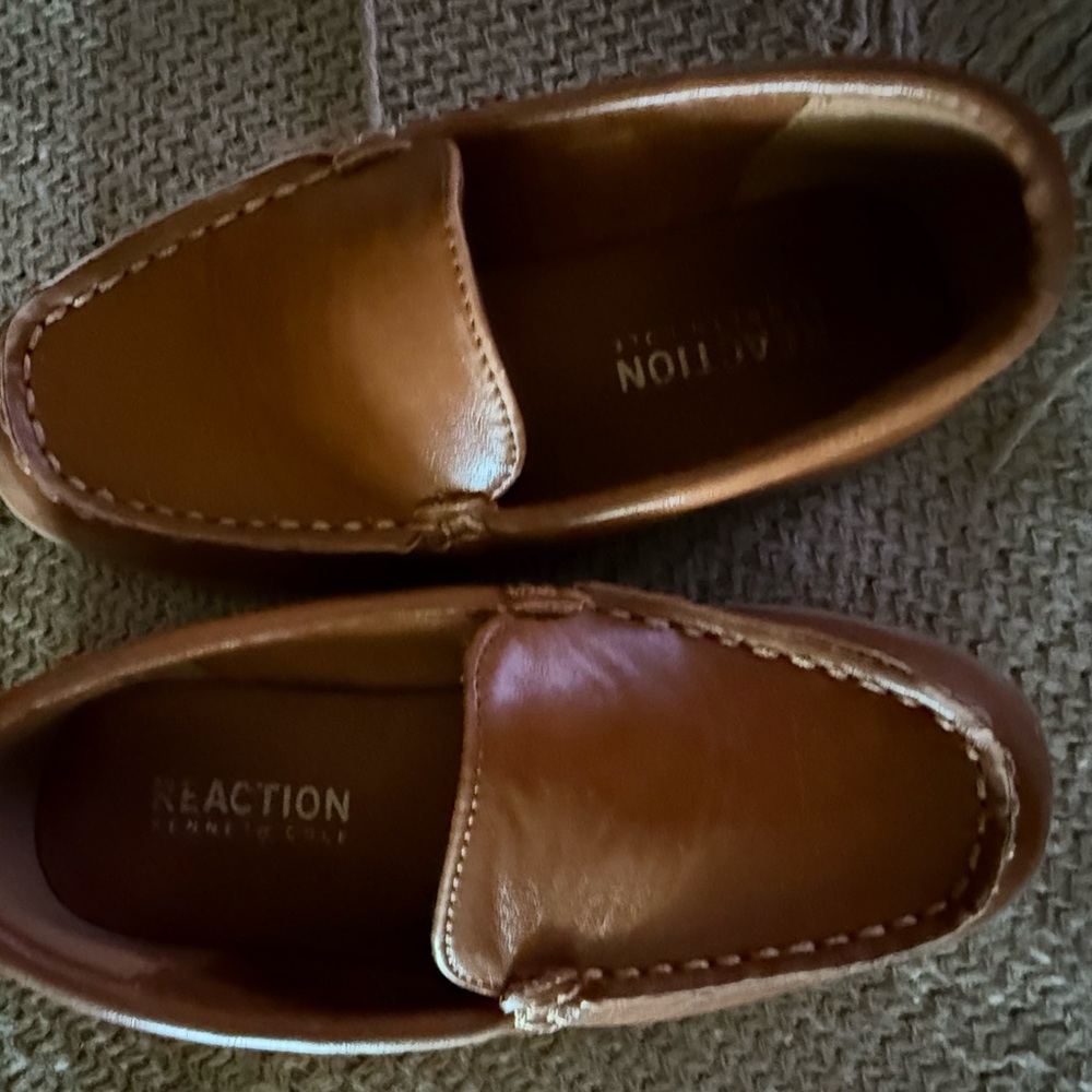 Reaction Kenneth Cole Tan Leather Loafers